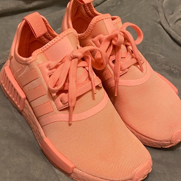 Pink Adidas Boost - Picture 1 of 5